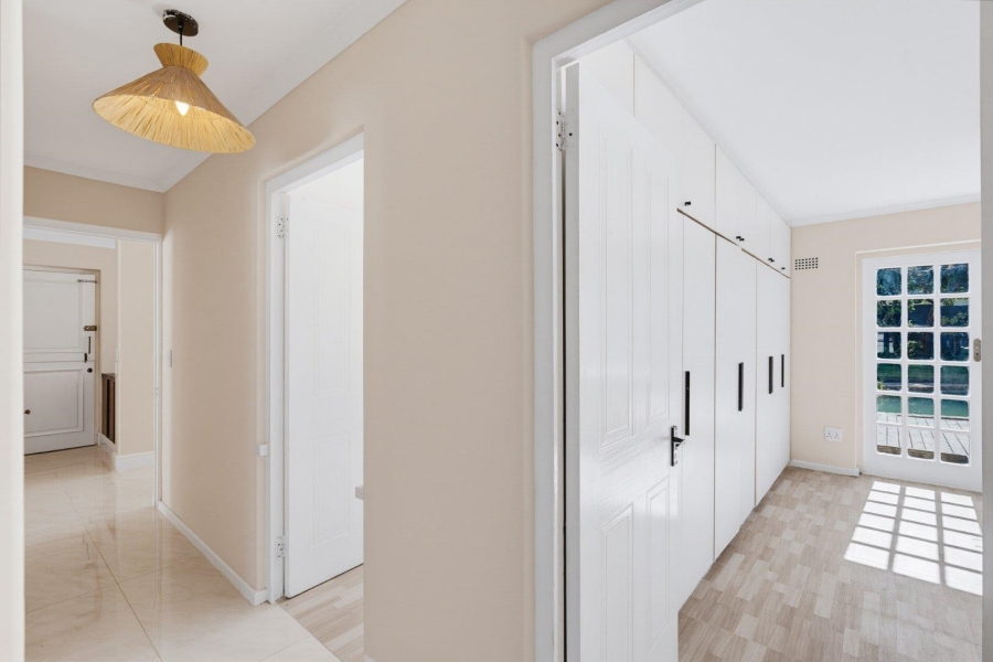 4 Bedroom Property for Sale in Hout Bay Western Cape